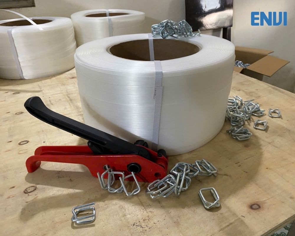 Dây đai composite Envi bề mặt trắng mịn, lớp nhựa phủ đều, không bong tróc sợi