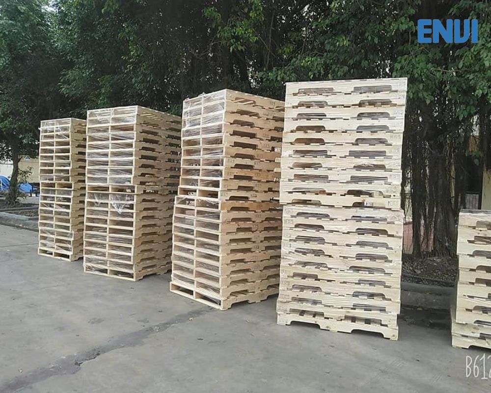 Pallet gỗ